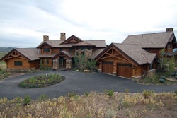 Spectacular Cordillera Log Home, Beaver Creek pet friendly vacation rentals, dog friendly ski condos in Beaver Creek, Beaver Creek rental condos