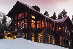 Zach's Cabin, pet friendly restaurants in Beaver Creek, Beaver Creek dog friendly restaurants, restaurants wth dogs allowed in Beaver Creek, CO